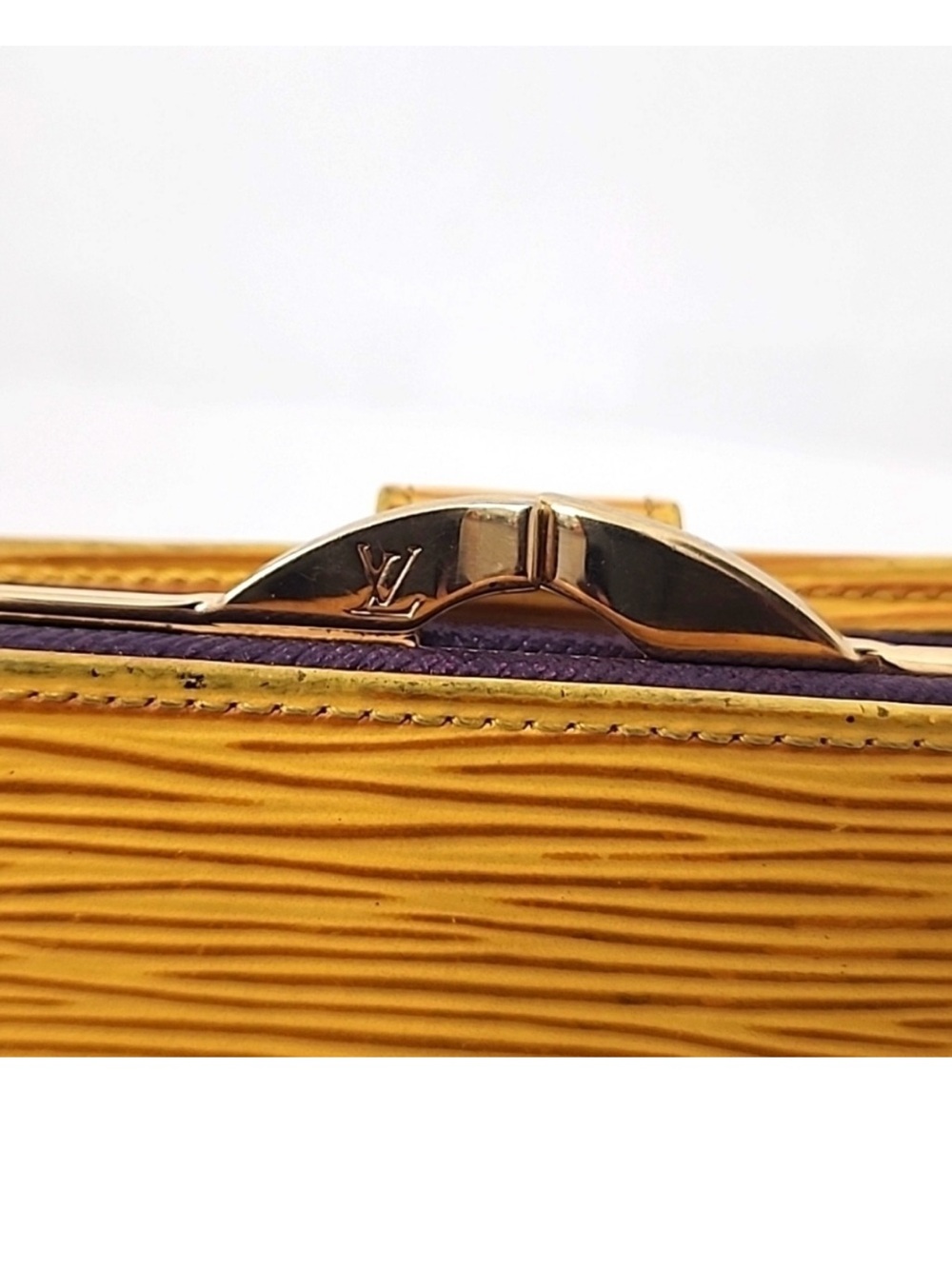 Authentic Louis Vuitton Epi Leather Mustard Yellow Kisslock Wallet - Picture 13 of 14
